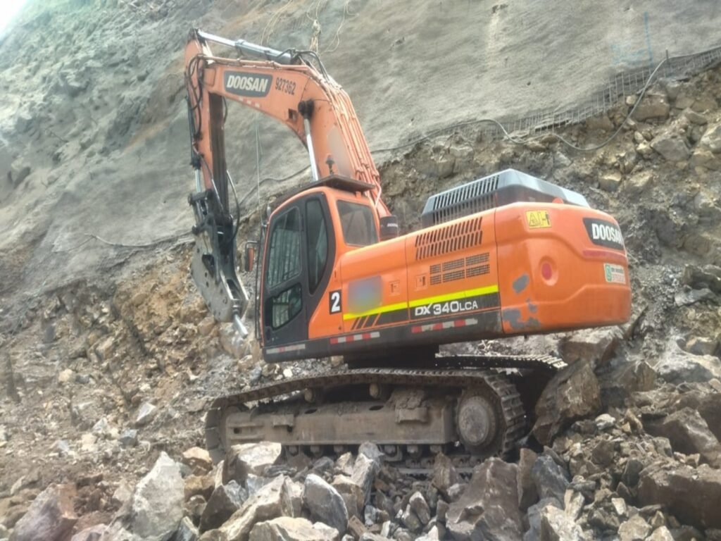 Excavadora usada 2016 DOOSAN DX340LCA TM0829