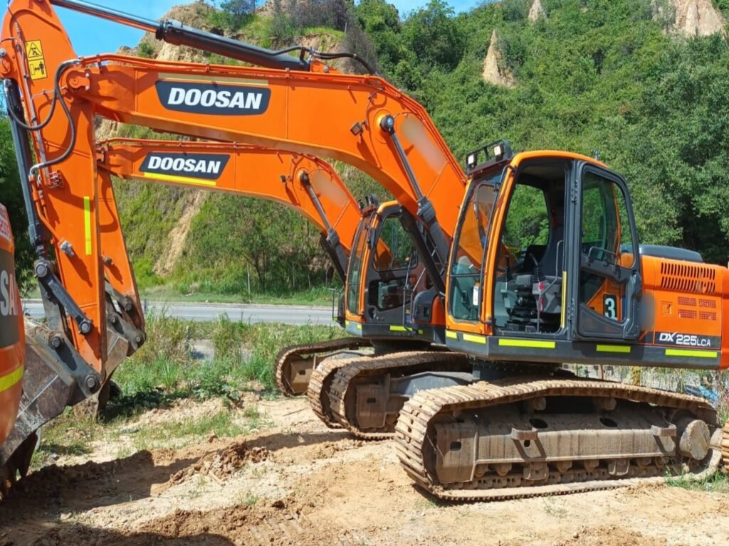 Excavadora usada 2021 DOOSAN DX225LCA tm0827