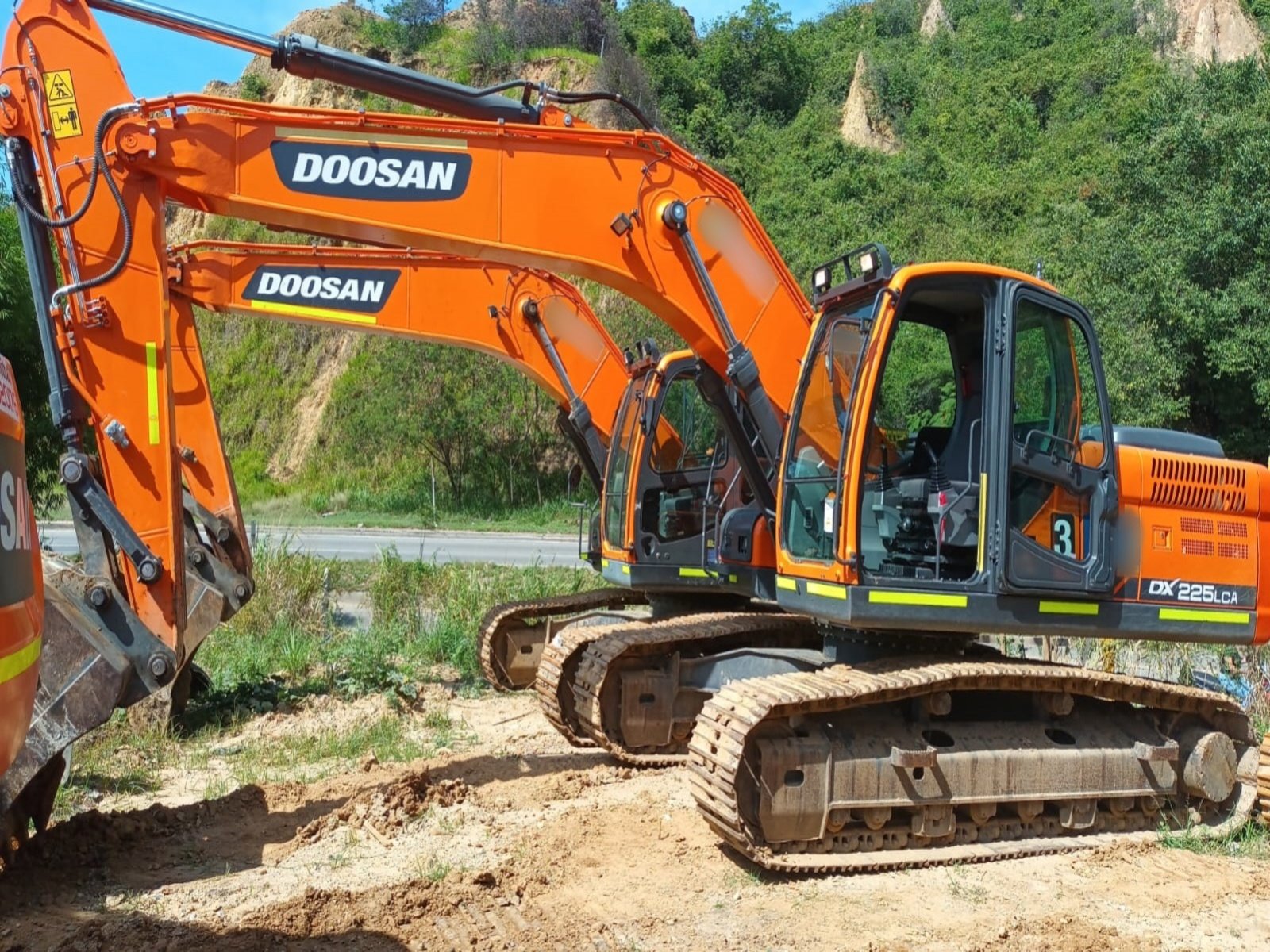 Excavadora usada 2021 DOOSAN DX225LCA tm0827 partequipos express