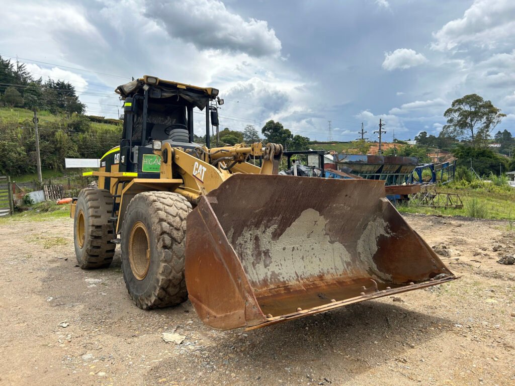 Cargador usado 2002 Caterpillar 938G tm0981