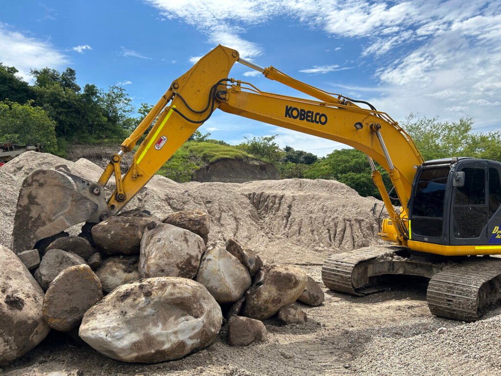 excavadora usada 2012 kobelco sk210lc tm1216