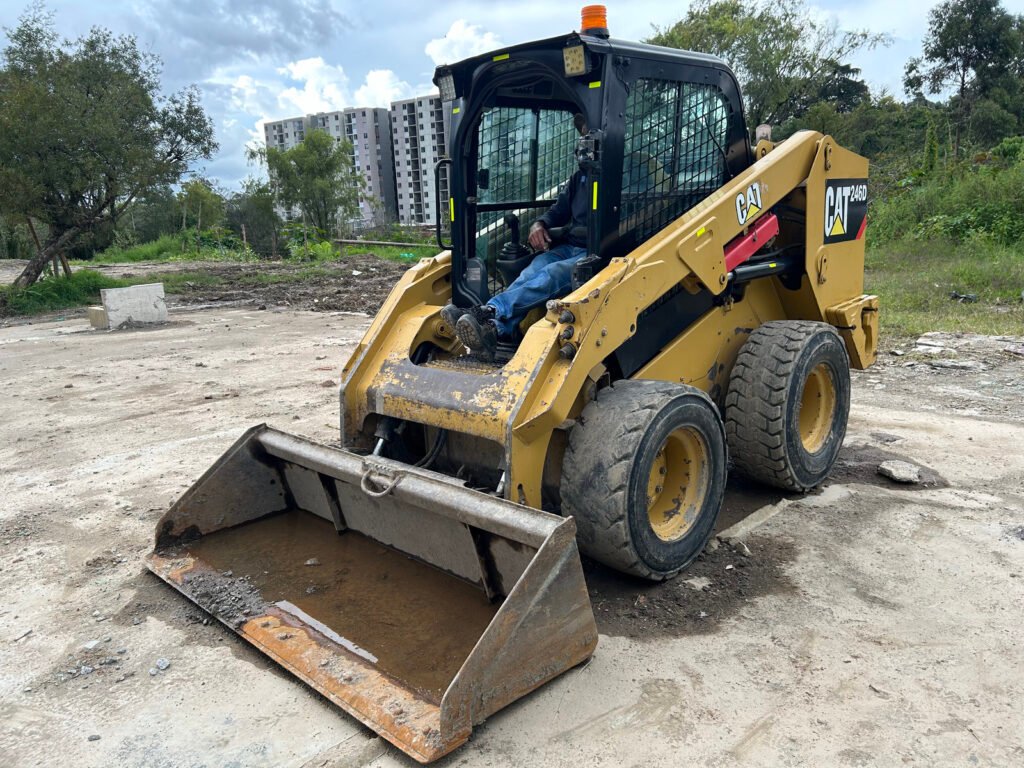 minicargador usado 2014 caterpillar 246d tm1188