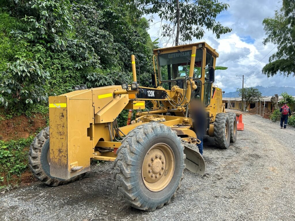 motoniveladora usada 2011 caterpillar 120k TM1195 partequipos express